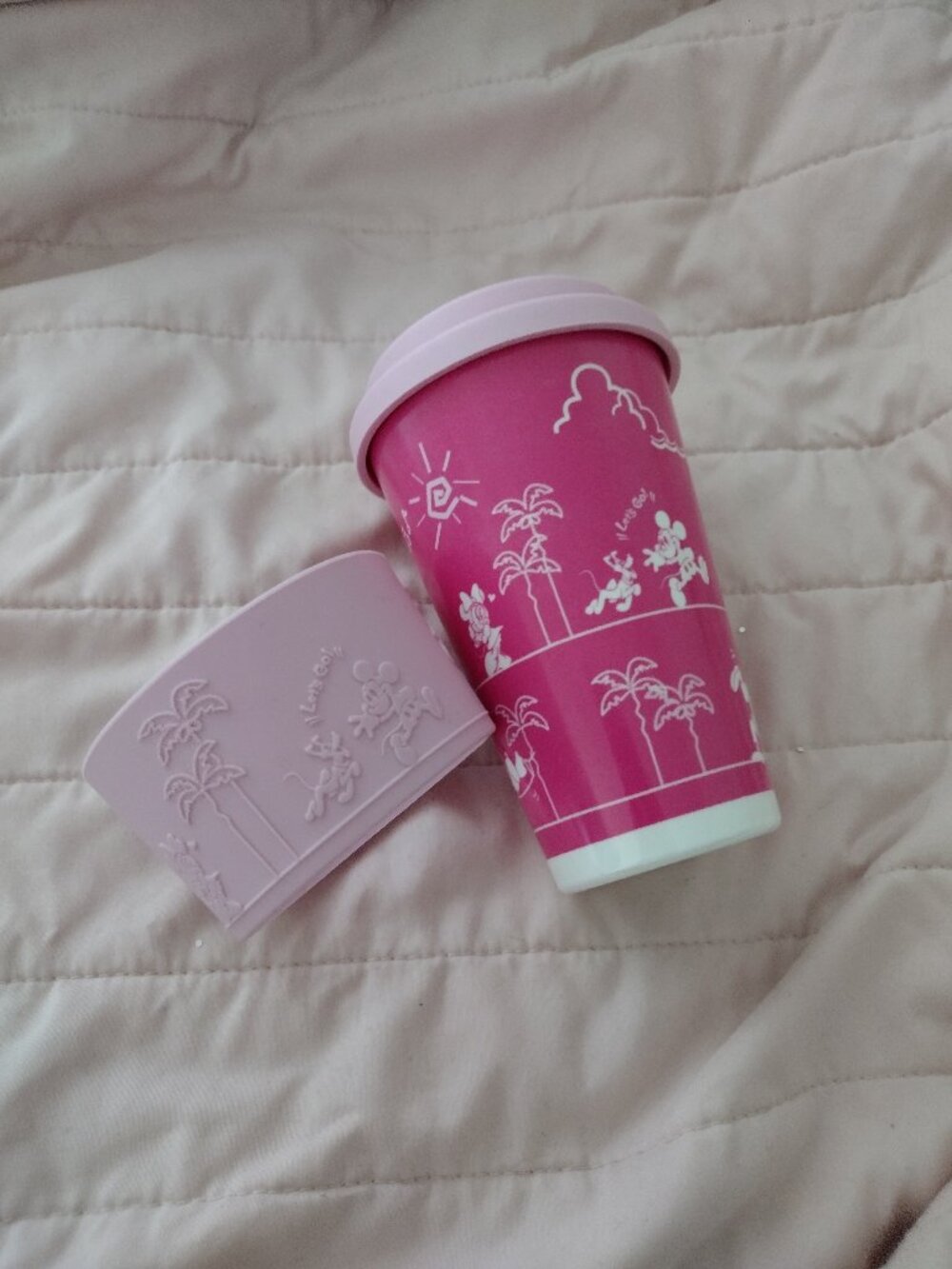 NWOT Tokyo Disney Resort plastic travel cup with silicone lid and sleeve